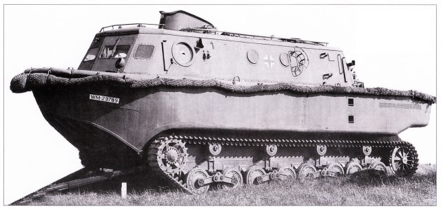 Танк на поле боя №46 - LWS германская гусеничная амфибия. Часть I_Page_04ааа.jpg